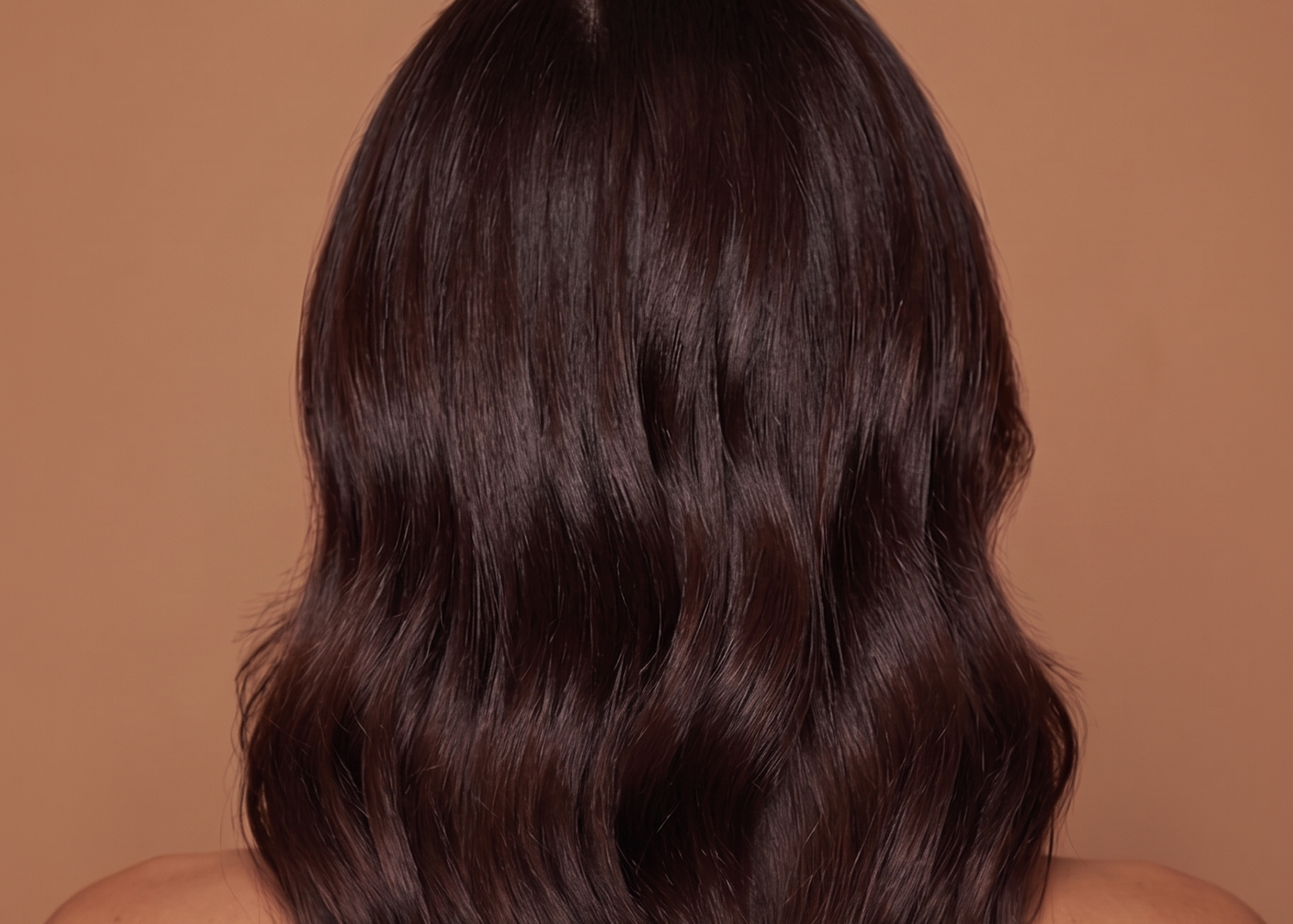 Haarausfall stoppen: Wichtige Mikronährstoffe und pflanzliche Wirkstoffe für natürliches Haarwachstum