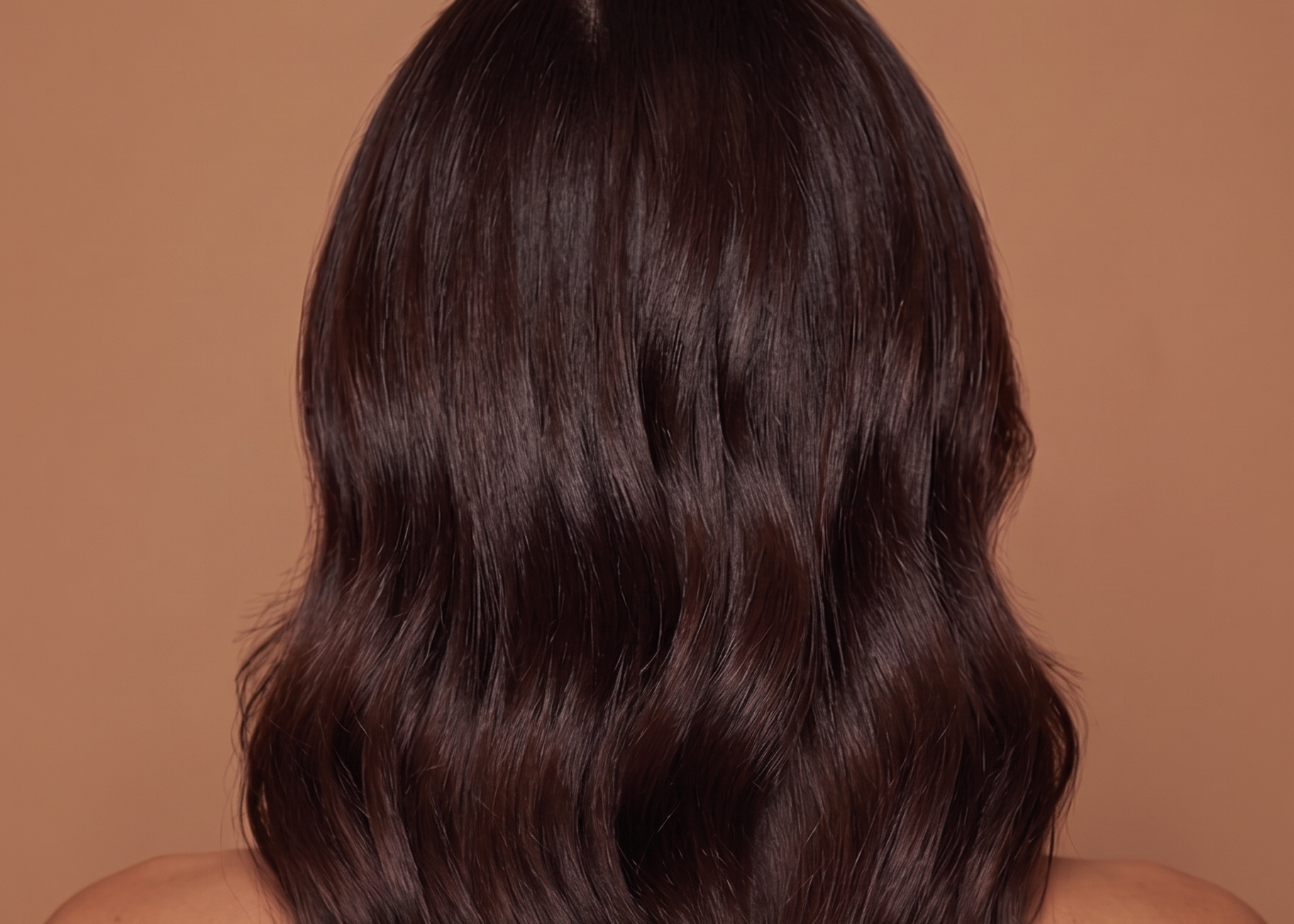 Haarausfall stoppen: Wichtige Mikronährstoffe und pflanzliche Wirkstoffe für natürliches Haarwachstum